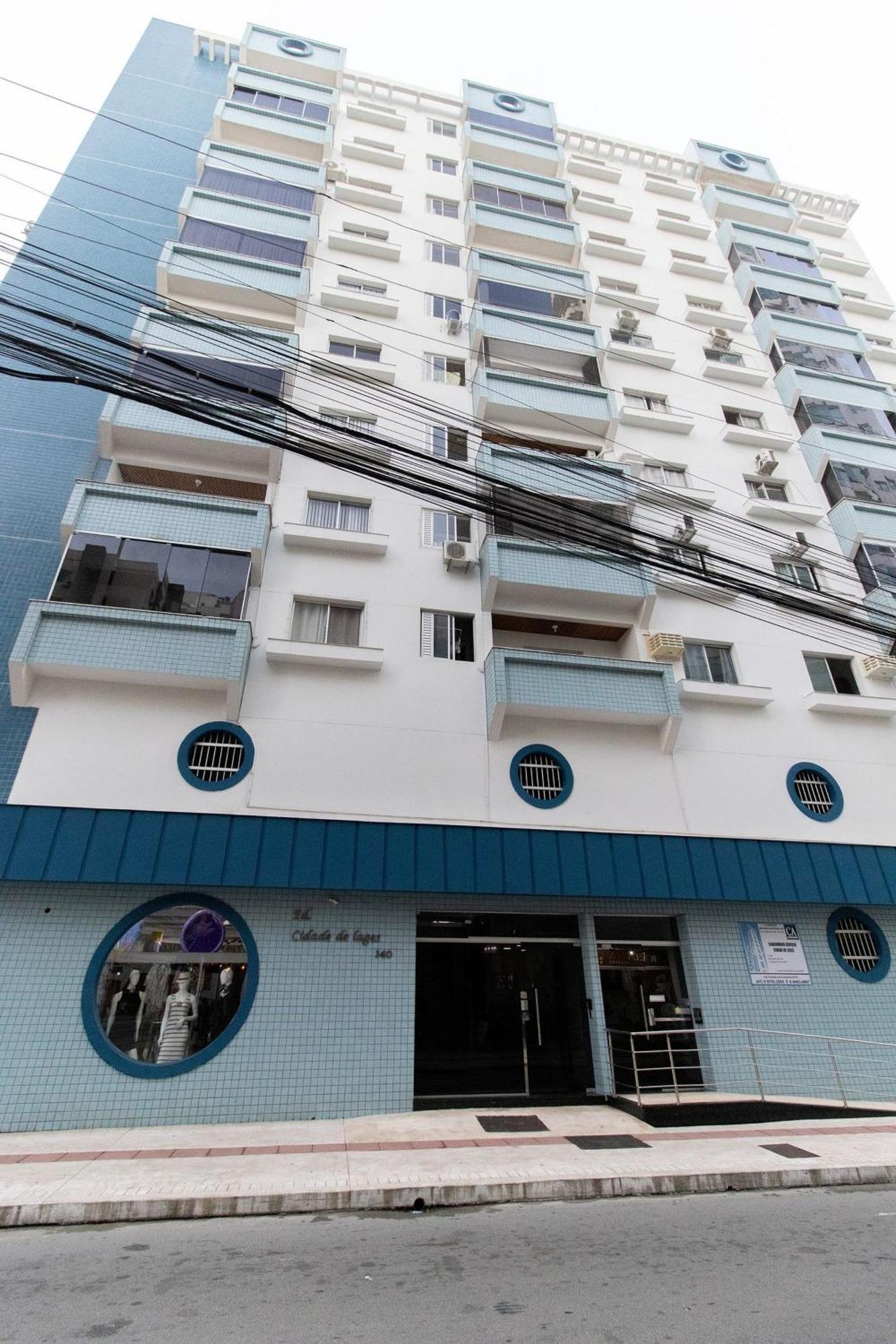 Cdl52 - 2 Dorm, Climatizado, Esq. Av. Brasil Apartamento Balneario Camboriu