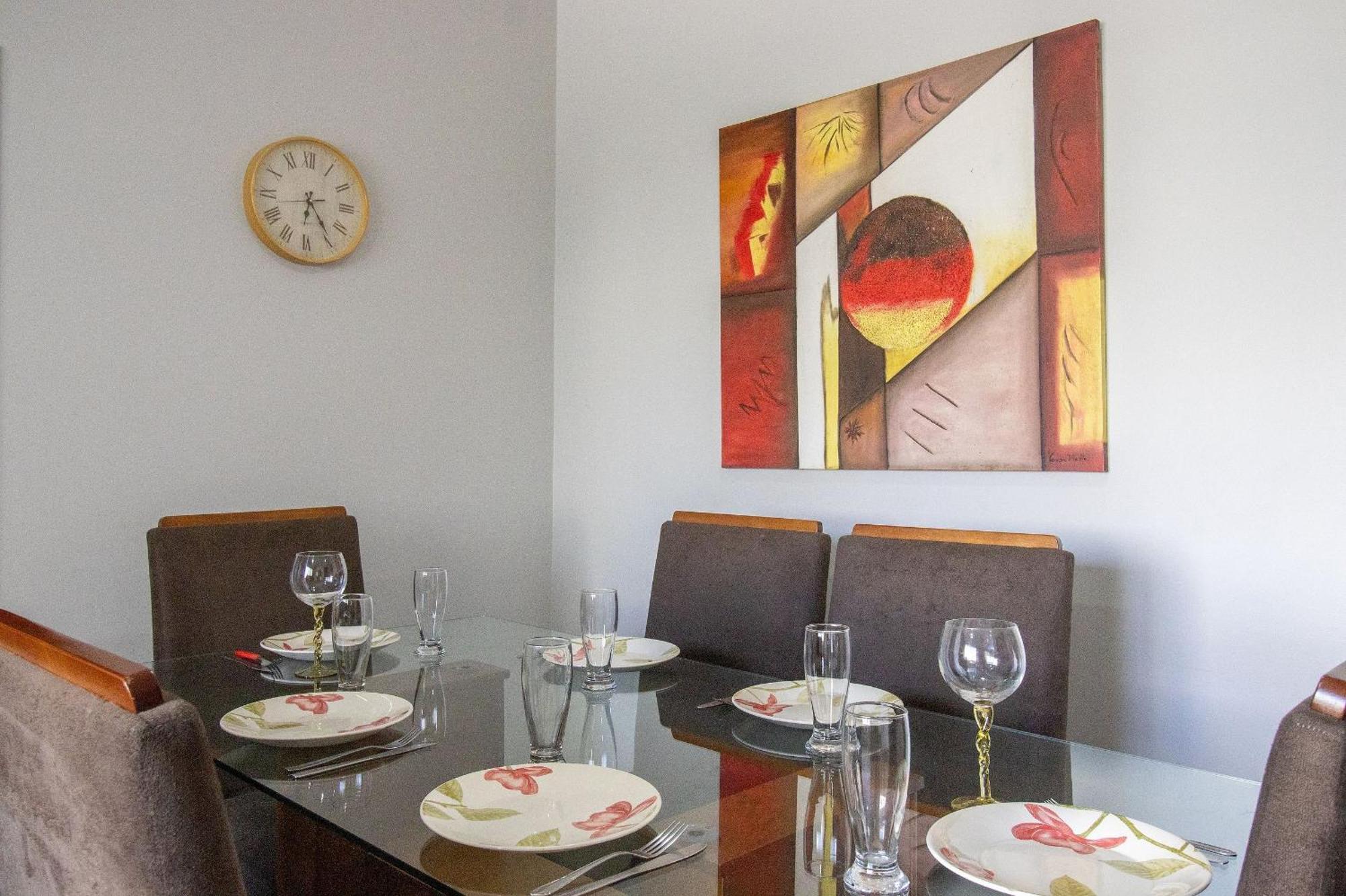 Apartamento Cdl52 - 2 Dorm, Climatizado, Esq. Av. Brasil Balneario Camboriu
