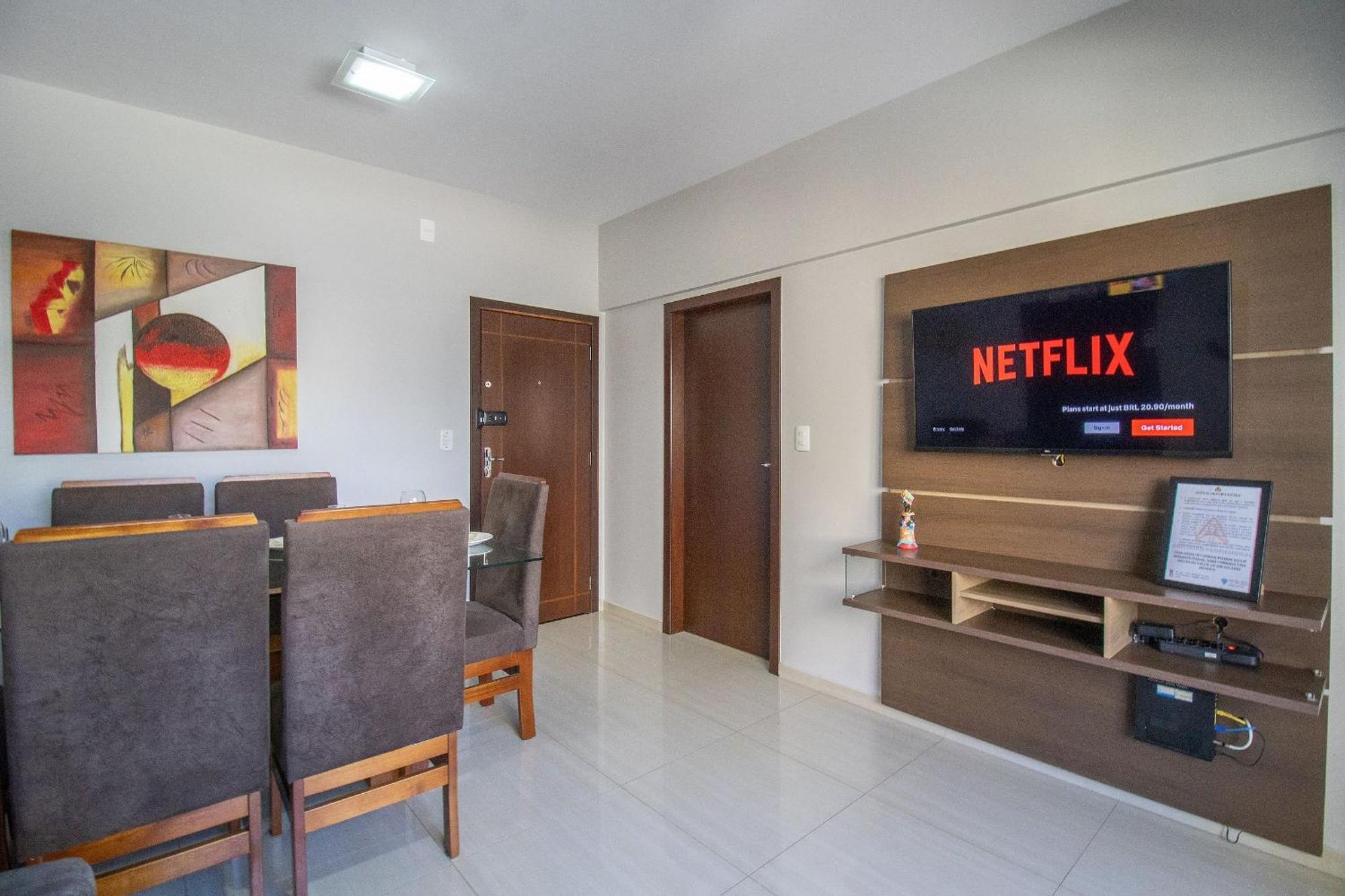 Apartamento Cdl52 - 2 Dorm, Climatizado, Esq. Av. Brasil *