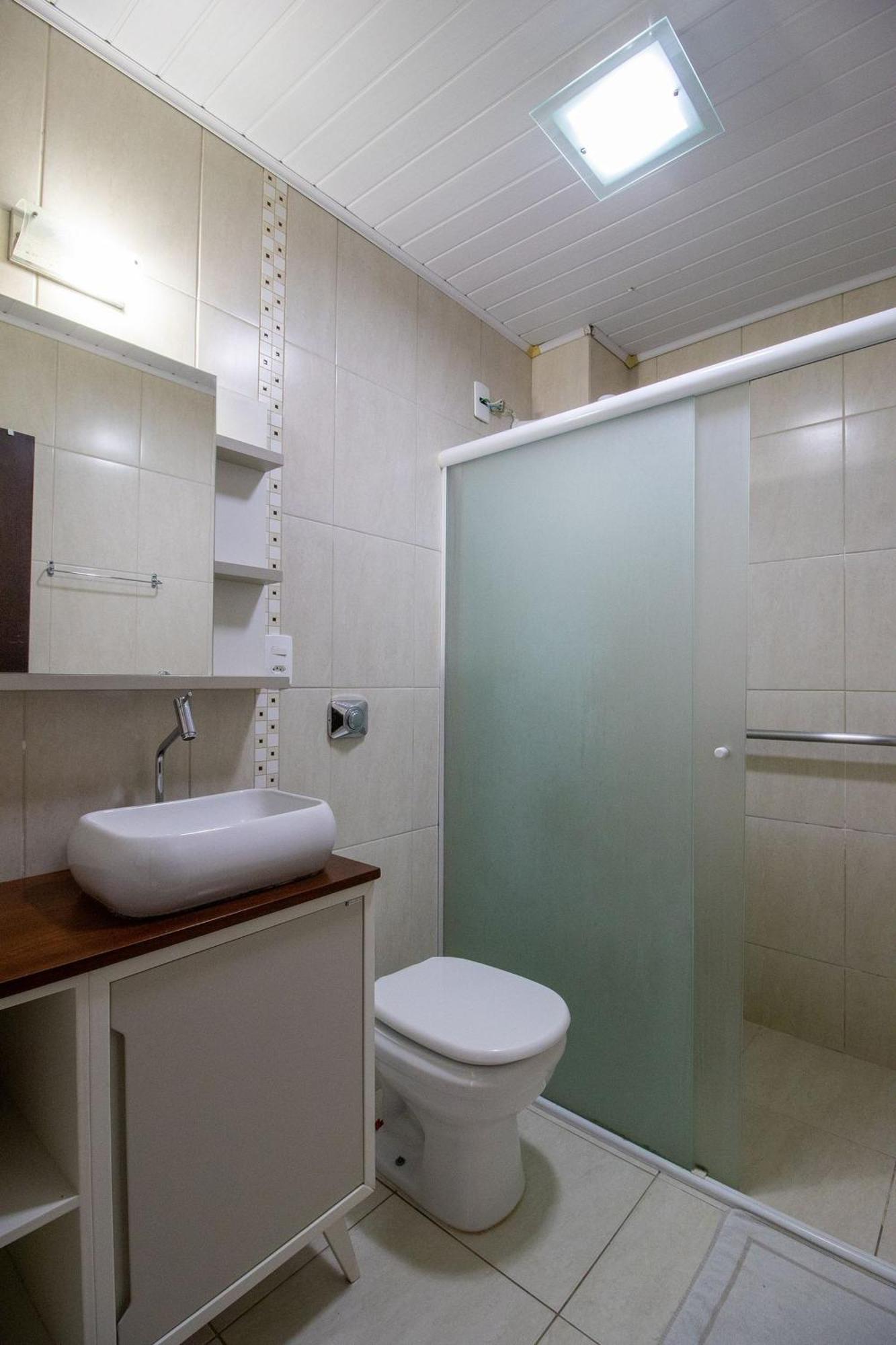 Apartamento Cdl52 - 2 Dorm, Climatizado, Esq. Av. Brasil Balneario Camboriu