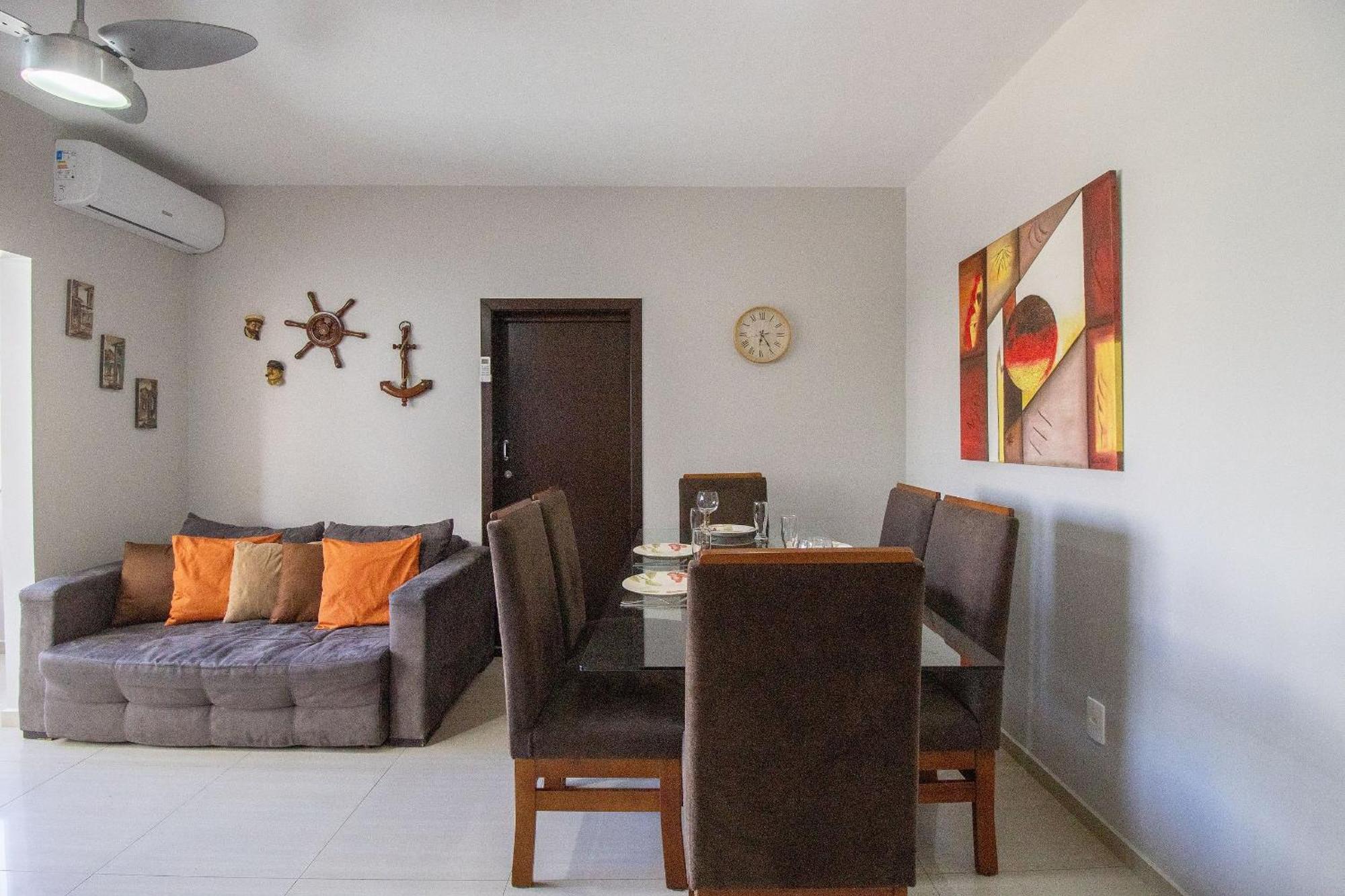 Cdl52 - 2 Dorm, Climatizado, Esq. Av. Brasil